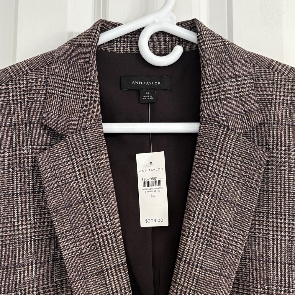 Ann Taylor Brown Plaid One Button Blazer - Picture 2 of 11
